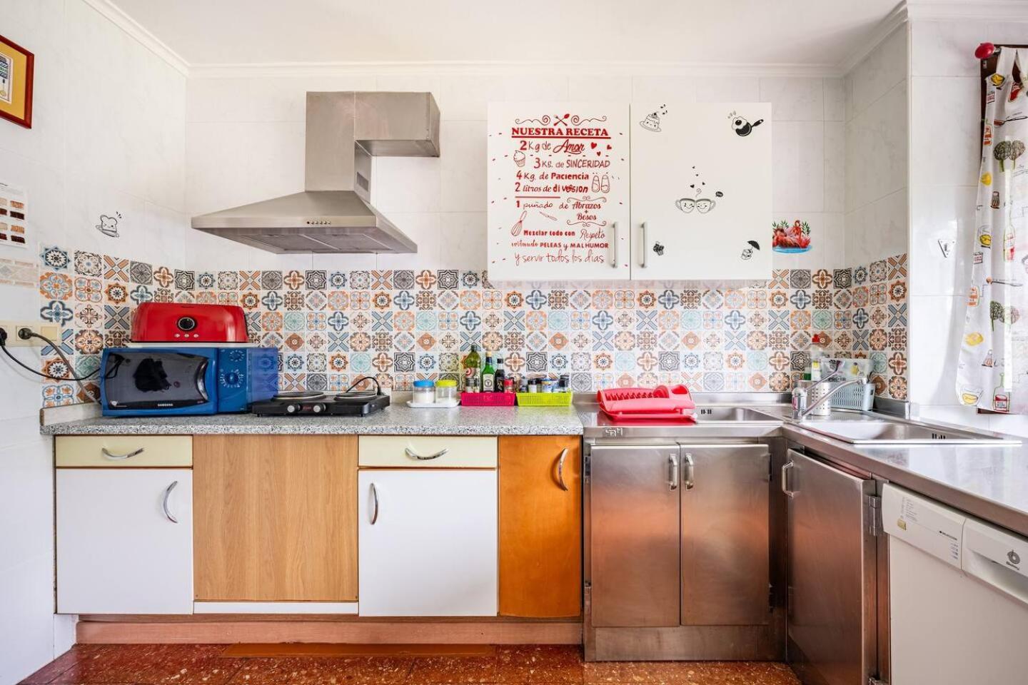 Family House Gijon别墅 外观 照片