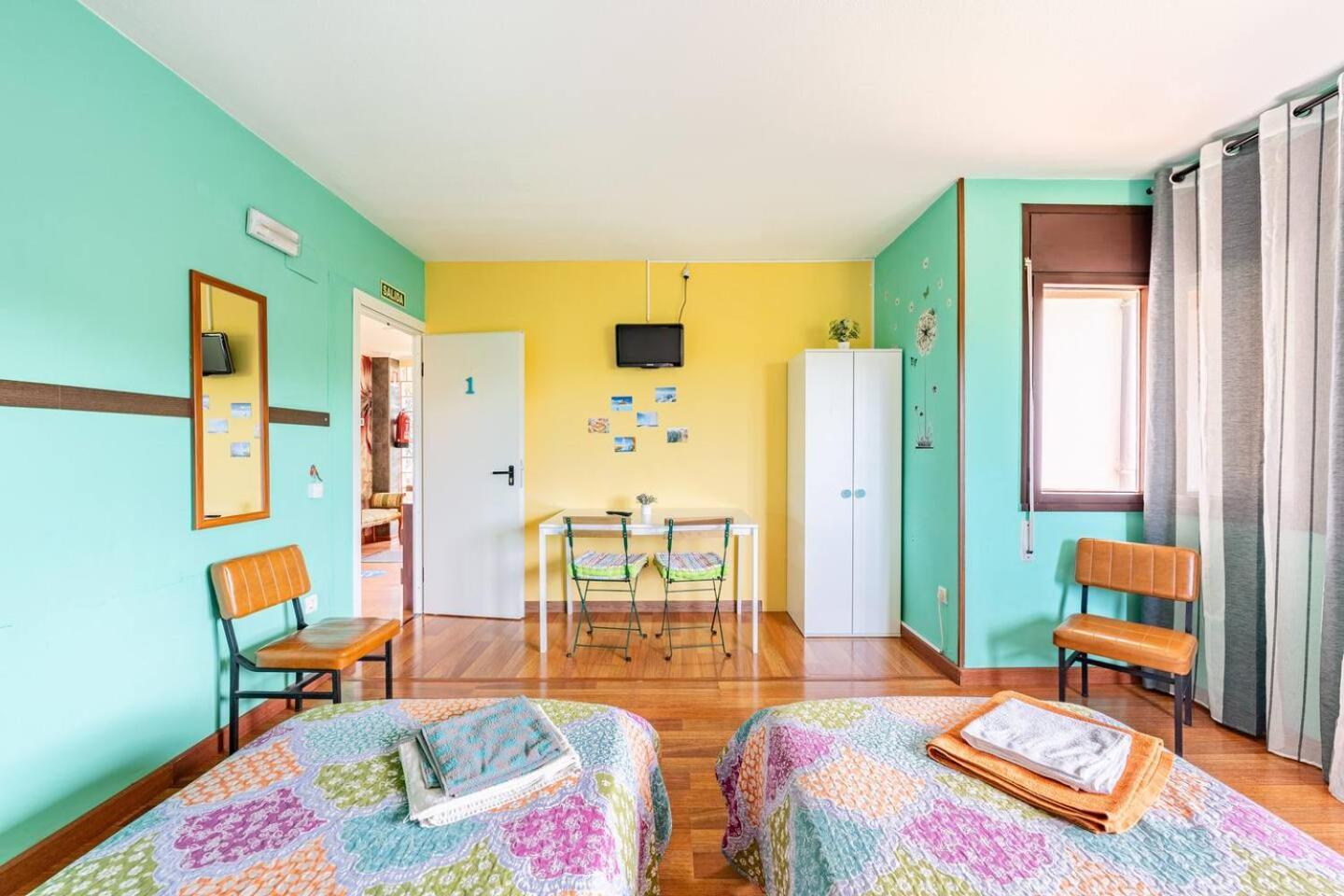 Family House Gijon别墅 外观 照片