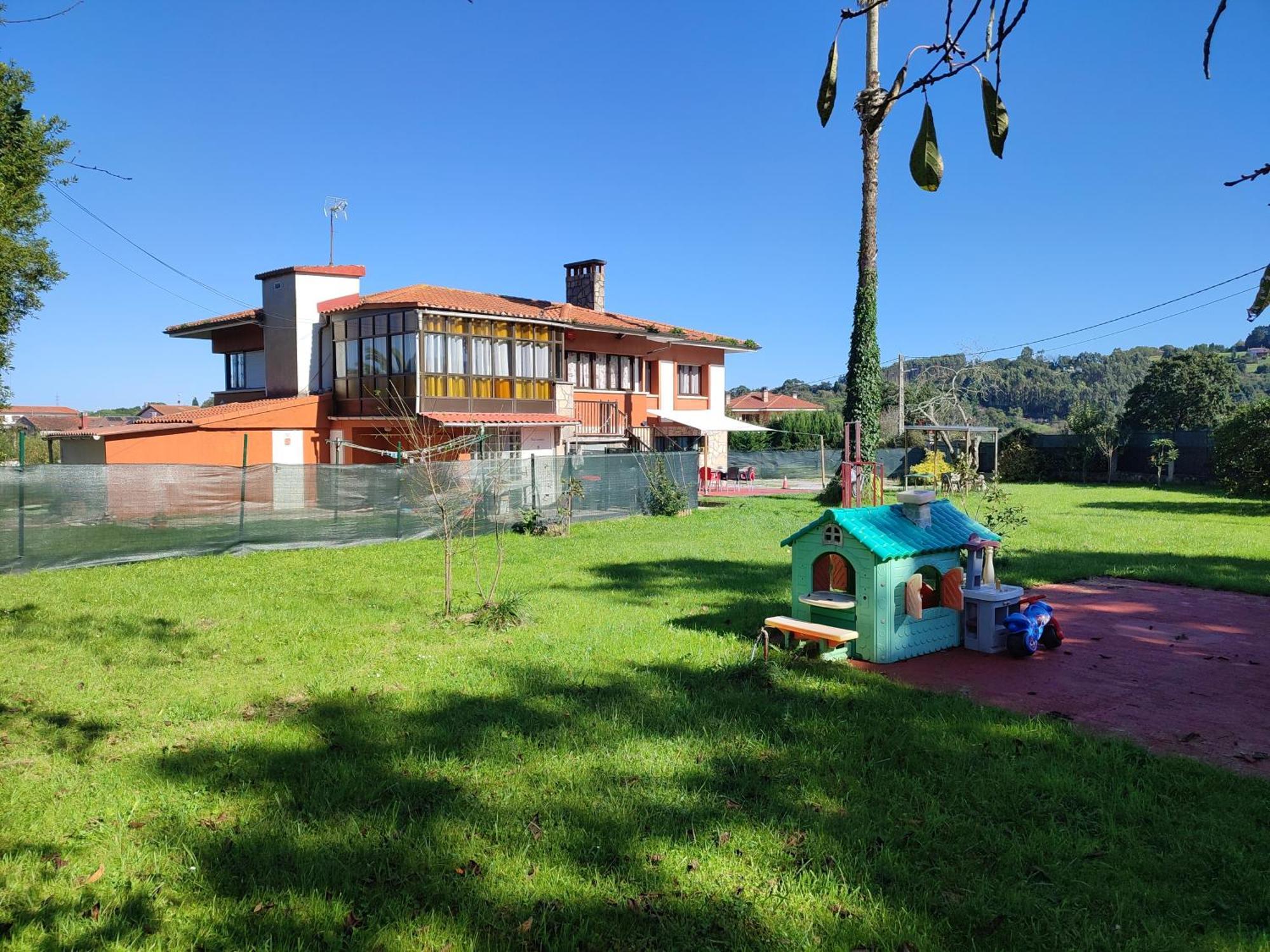 Family House Gijon别墅 外观 照片