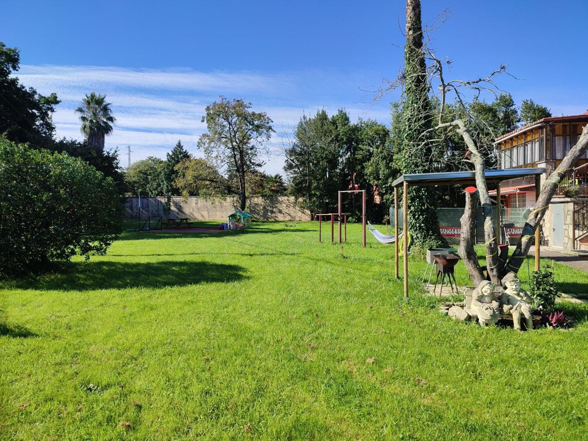 Family House Gijon别墅 外观 照片
